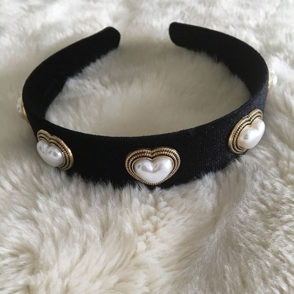 Unbranded Accessories - Black Velvet Pearl Heart Thick Headband- NWT